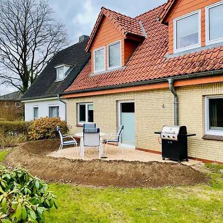 Haus Dorothea - Fuer Vier Mit Garten Apartmán Fahrdorf (Schleswig-Holstein)
